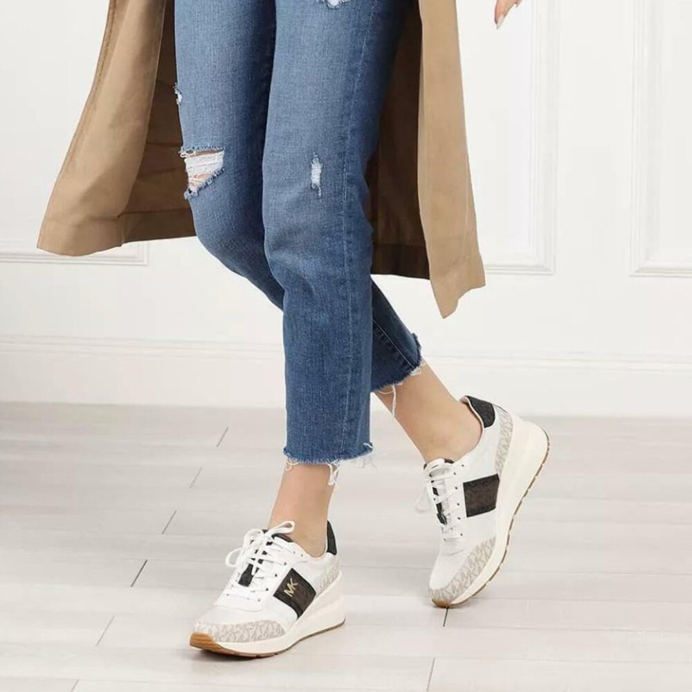 Michael Kors Mabel Trainer - Picture 6 of 6